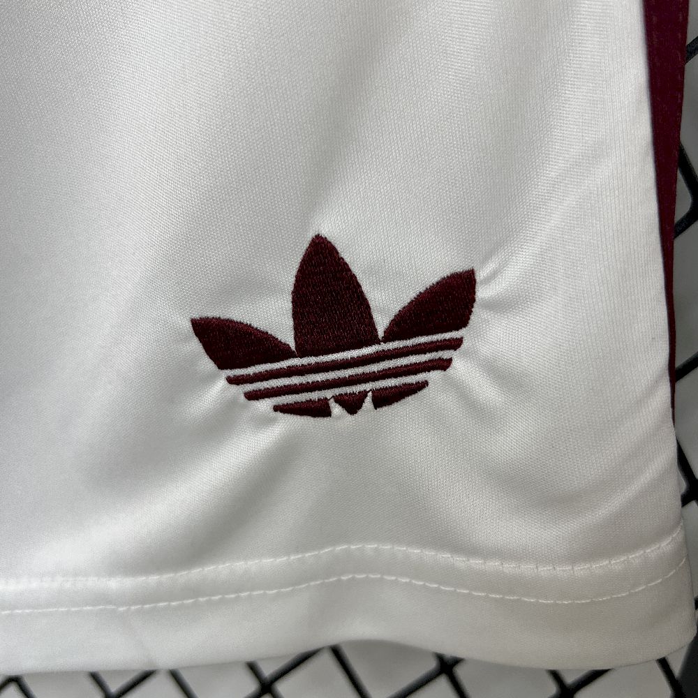 2025092015352627.jpg Mens Arsenal 2025/26 Third Shorts - Image 4