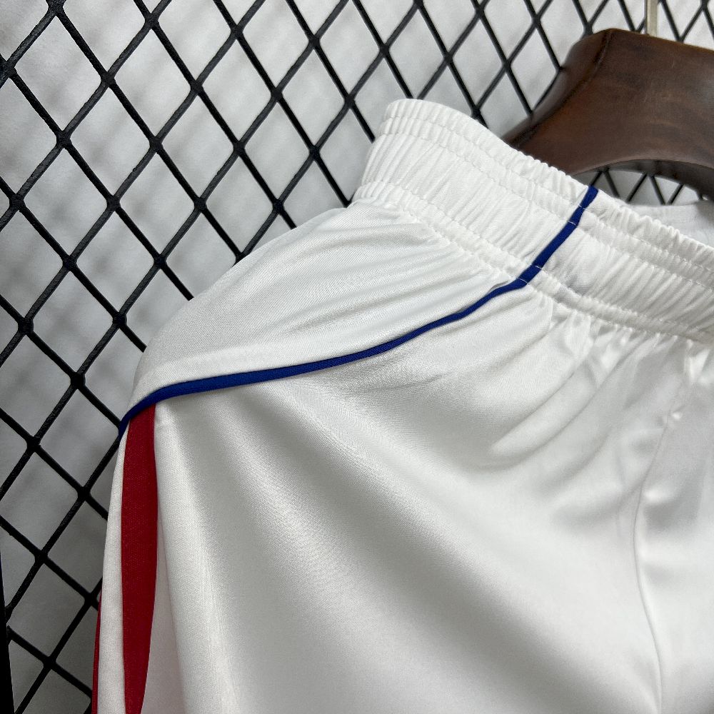 2025092015581845.jpg Mens Olympique Lyonnais 2025/26 Home Shorts - Image 3