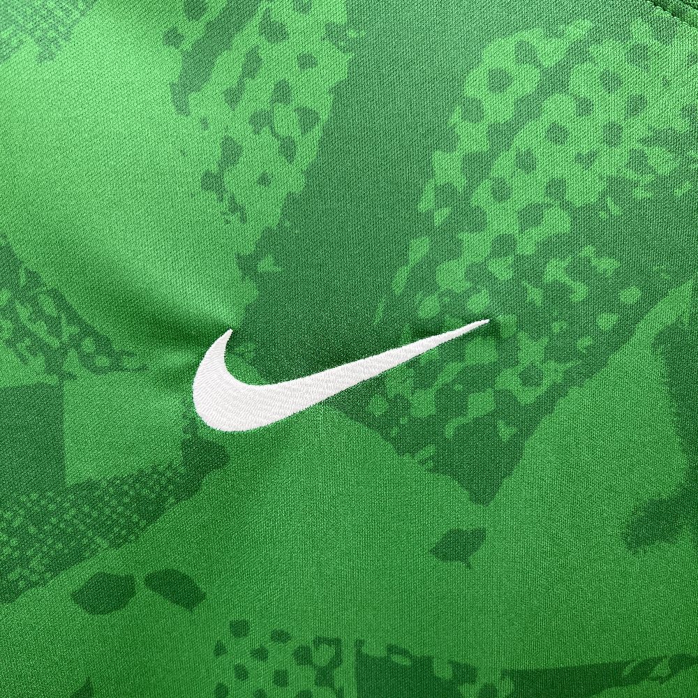 2025092114292698.jpg Mens Sporting CP 2025/26 Pre-Match Jersey - Image 8