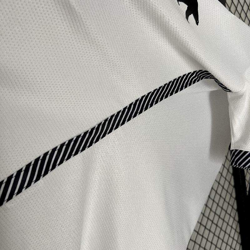 8ffaad73d16949d4d213b94077d58663.jpg Womens Colo Colo 2024/25 Home Jersey - Image 3