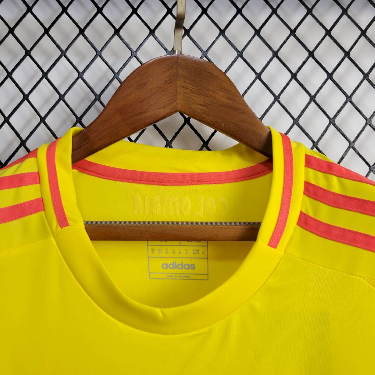 ab2a79e3bfac11ba0666d548e035edd1.jpg Womens Colombia 2024/25 Home Jersey - Image 6