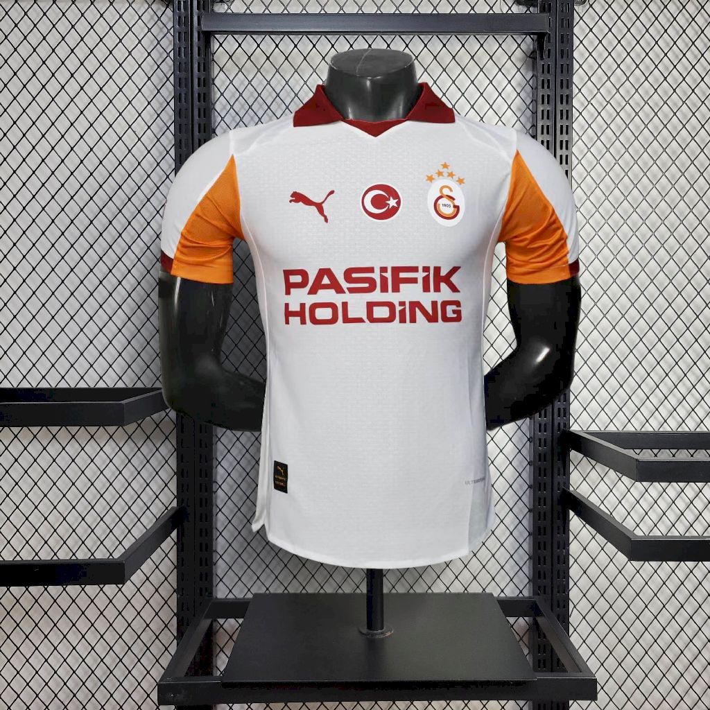 2025092421365999.jpg Mens Galatasarays 2025/26 Away Authentic Jersey - Image 1