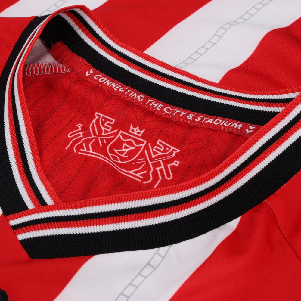 2025100811341589 Womens Sunderland 2025/26 Home Jersey - Image 3