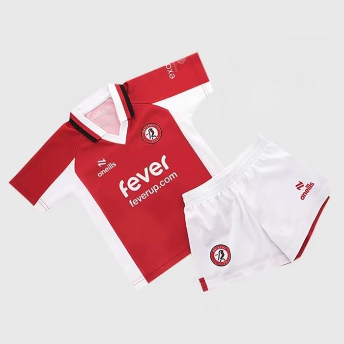2025101014480269 Kids Bristol City 2025/26 Home Kit - Image 1