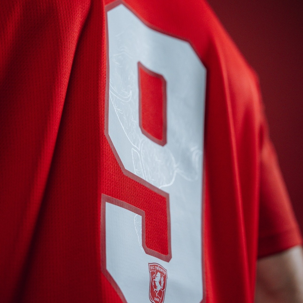 2025101120250567 Womens FC Twente 2025/26 Home Jersey - Image 7