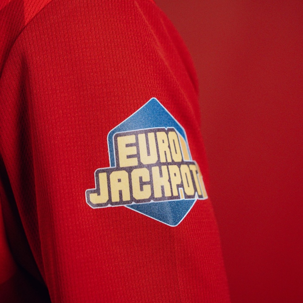 2025101120250762 Womens FC Twente 2025/26 Home Jersey - Image 9